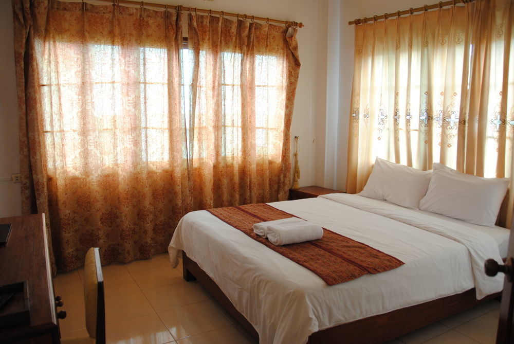 Nalinthone Guesthouse Ban Nongdouang Exteriér fotografie