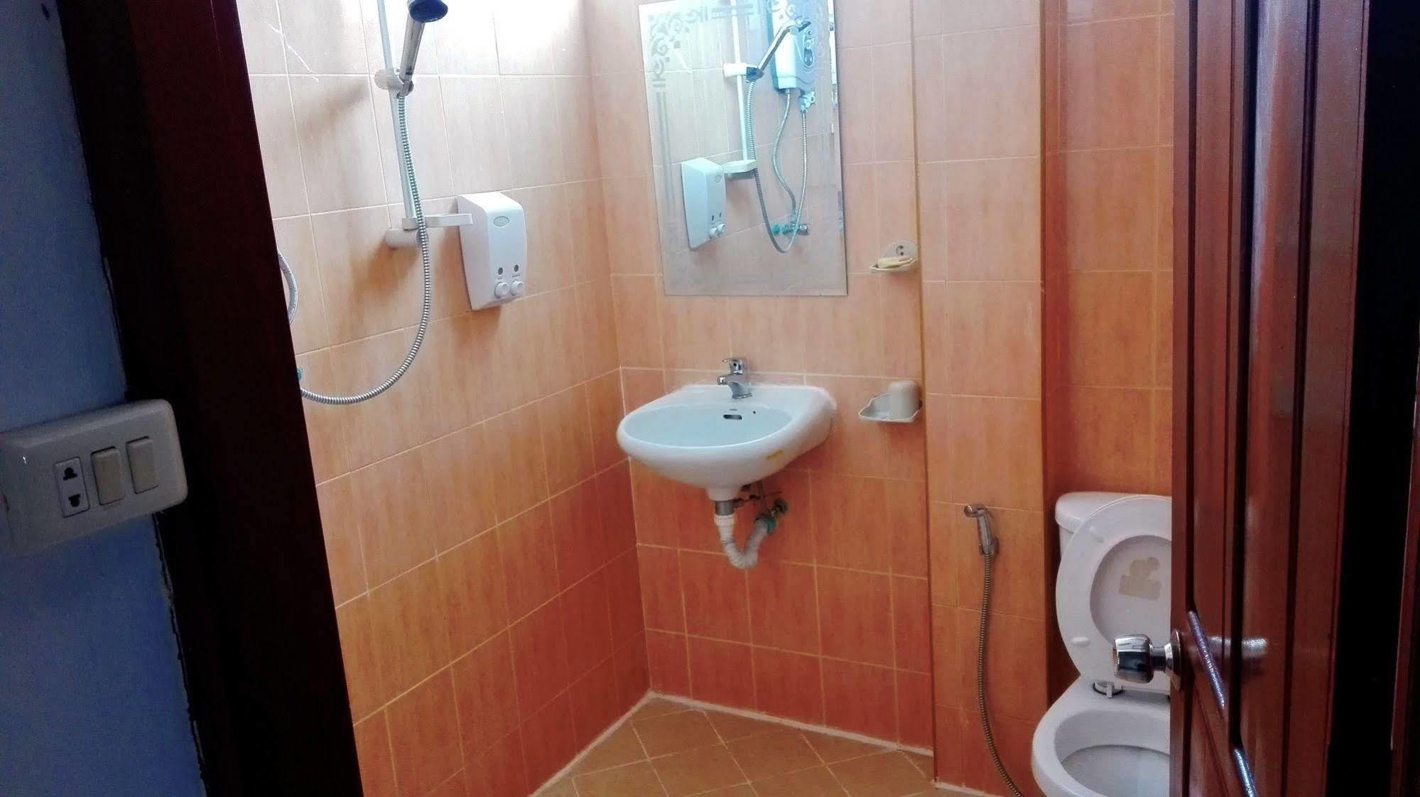 Nalinthone Guesthouse Ban Nongdouang Exteriér fotografie